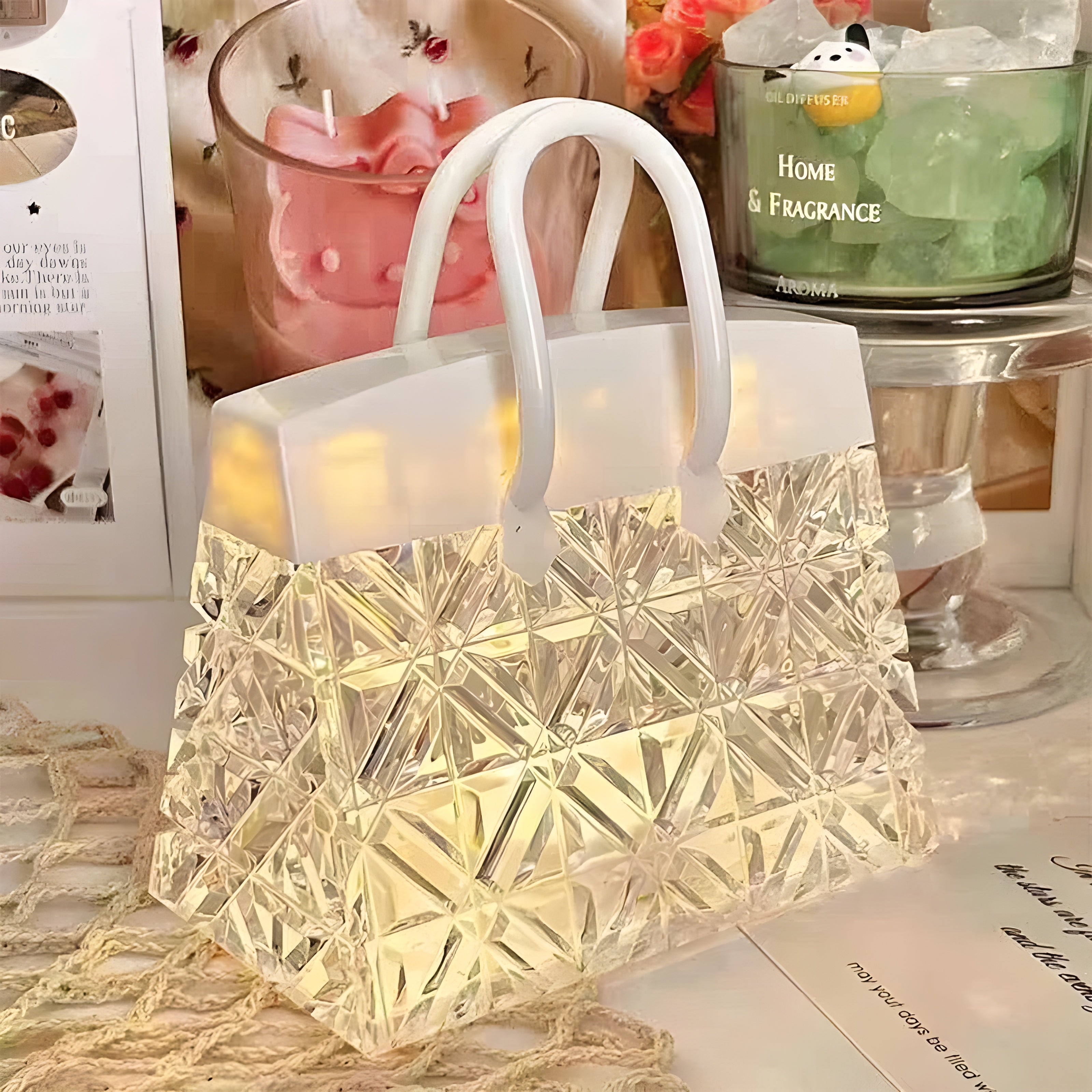 LumiBag – Stilvolle Handtaschenlampe für gemütliche Nächte
